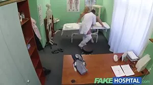 నటిస్తూ